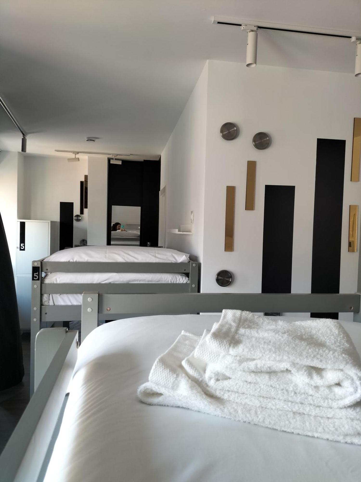 Hostel Alicante A-Cero Living エクステリア 写真